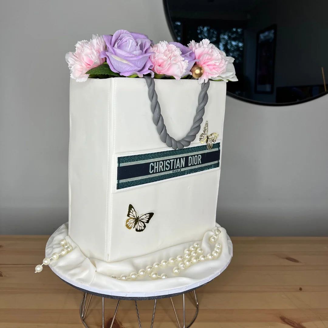 CUSTOM SHOPPING BAG CAKE