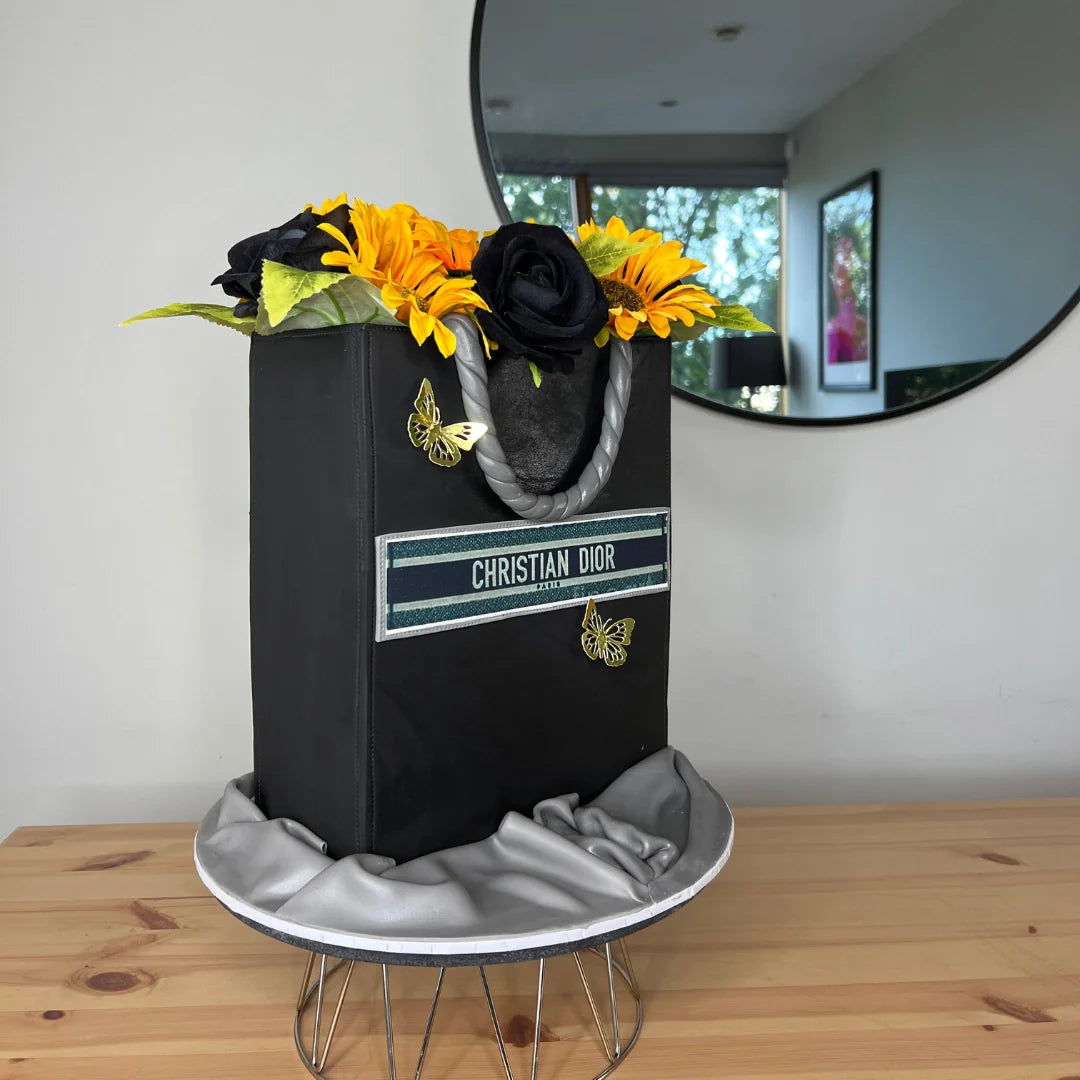 CUSTOM SHOPPING BAG CAKE