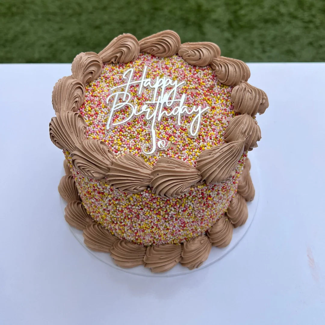 SPRINKLED MINI MESSAGE CAKE