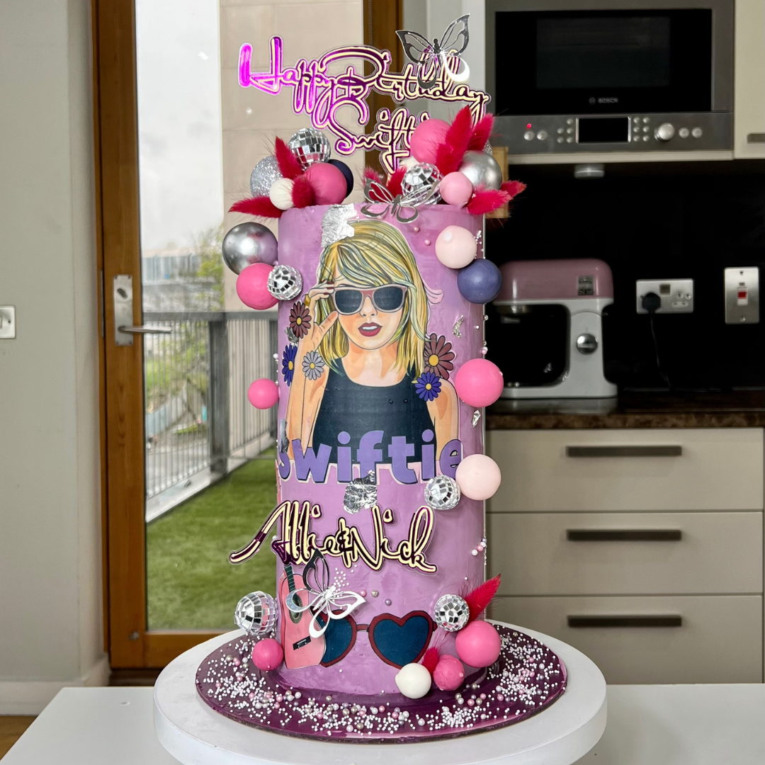 TAYLOR SWIFT THEMED CAKE